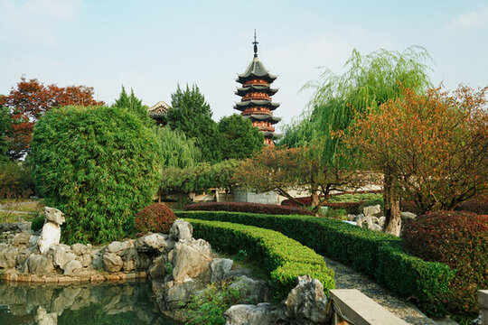 盤(pán)門(mén)景區(qū)瑞光塔遠(yuǎn)景