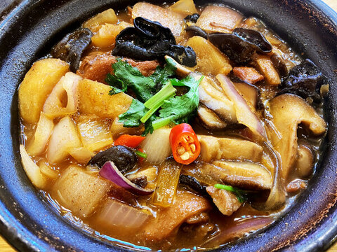 黃燜雞米飯
