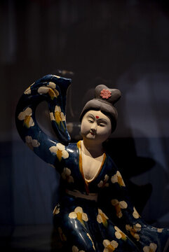 三彩釉陶唐侍女俑裝飾擺件