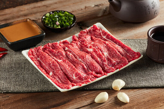 潮汕牛肉火鍋嫩牛肉