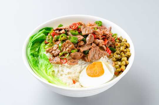 小炒牛肉蓋澆飯