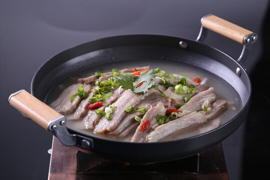 原湯羊肉煲
