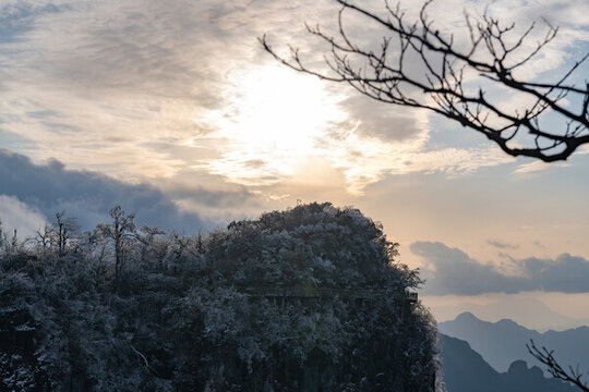 天門(mén)山夕陽(yáng)峰頂