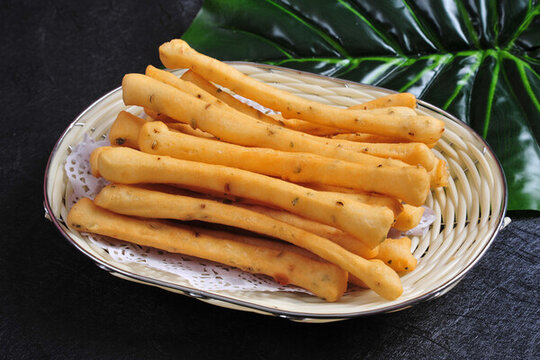 茴香小油條