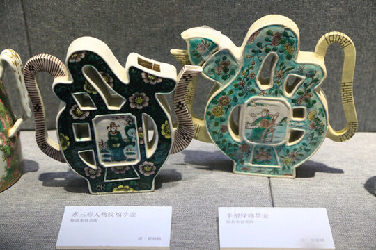 出口茶壺展示