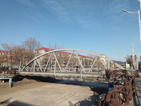 拱橋吊橋鐵橋