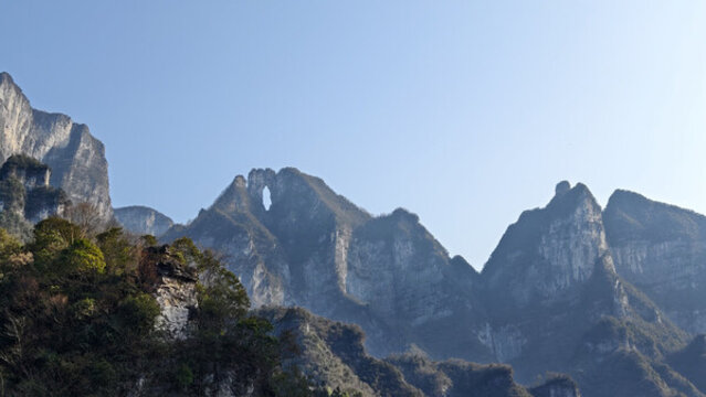 天門(mén)山