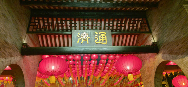 佛山市通濟(jì)橋元宵節(jié)裝飾