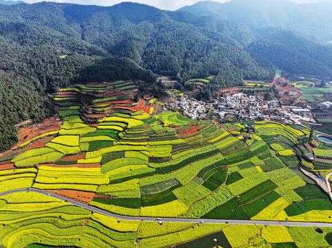 峨山風(fēng)光