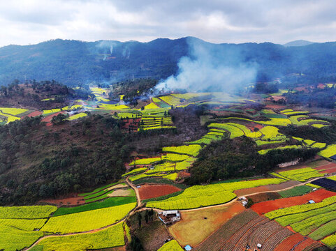 峨山風(fēng)光