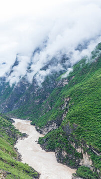 香格里拉虎跳峽徒步線