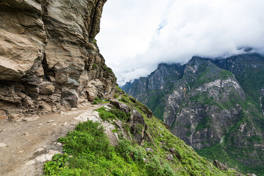 云南虎跳峽景區(qū)高路徒步線
