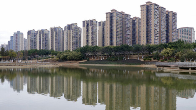 桂中水城