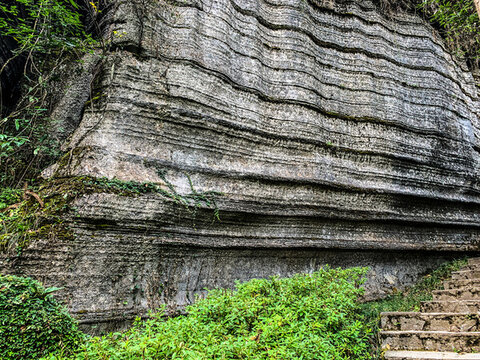 中國(guó)湖北恩施梭布埡石林旅游風(fēng)光