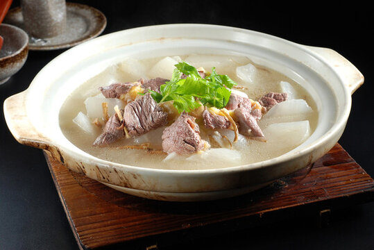 蘿卜燉清湯牛肉