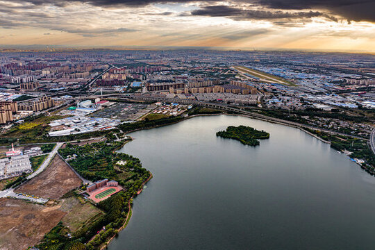 秋季的中國沈陽丁香湖公園風(fēng)景