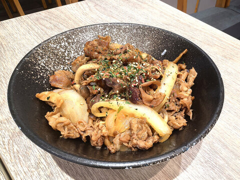 牛肉飯