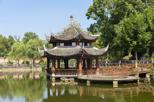 園林樓亭