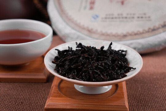 云南普洱茶臨滄茶區(qū)勐庫熟茶湯色