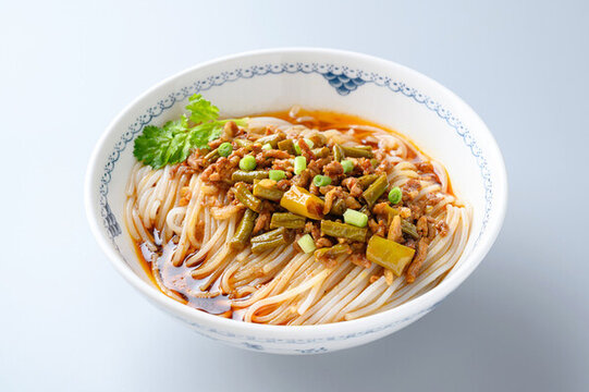 酸豆角肉沫粉