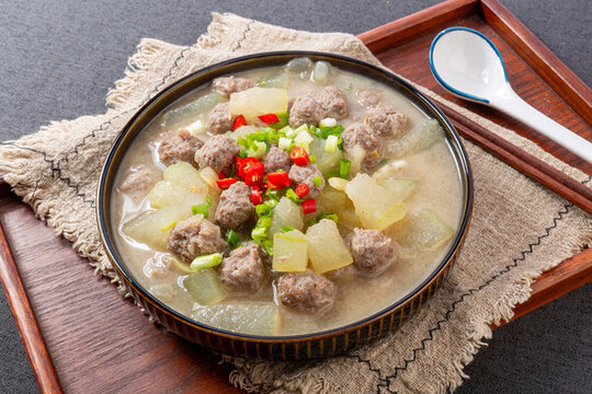冬瓜燉牛肉丸