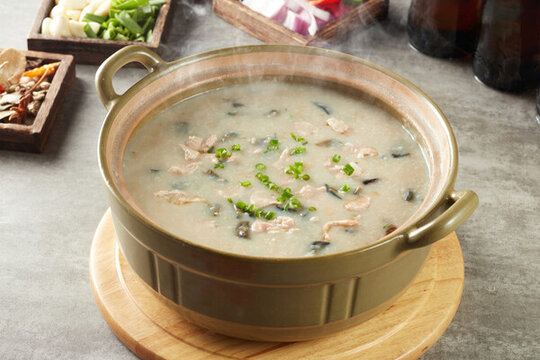 皮蛋瘦肉粥