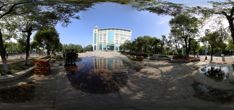 哈爾濱理工大學(xué)教學(xué)樓全景