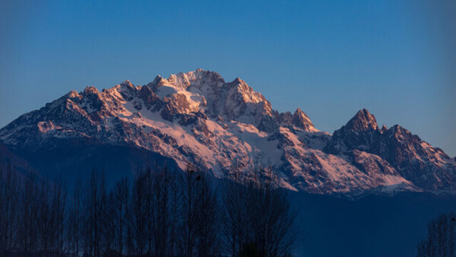 玉龍雪山