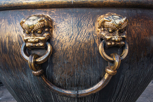 北京故宮鎏金銅缸獸面環(huán)