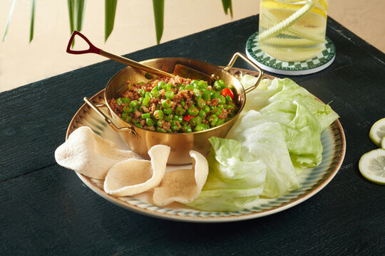 泰式肉沫包生菜