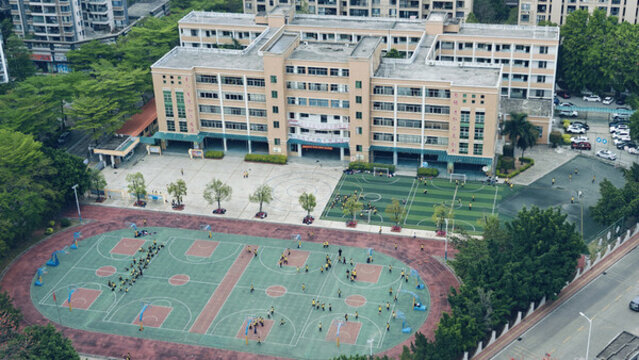 航拍校園操場