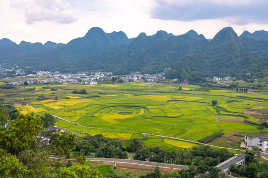貴州興義萬峰林