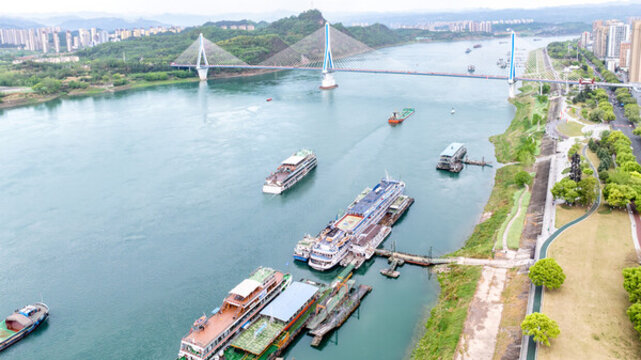 湖北宜昌港即長(zhǎng)江三峽游客中心航拍