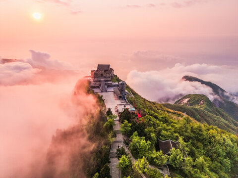 南岳獨(dú)秀