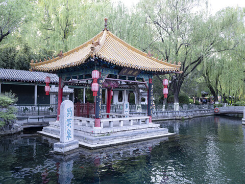趵突泉公園觀瀾亭