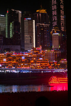 重慶夜景下的璀璨城市風(fēng)光