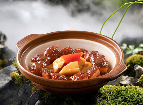 春筍燜紅燒肉