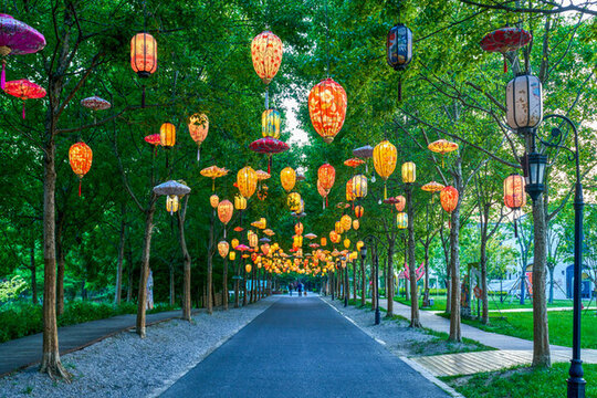 林蔭路花燈