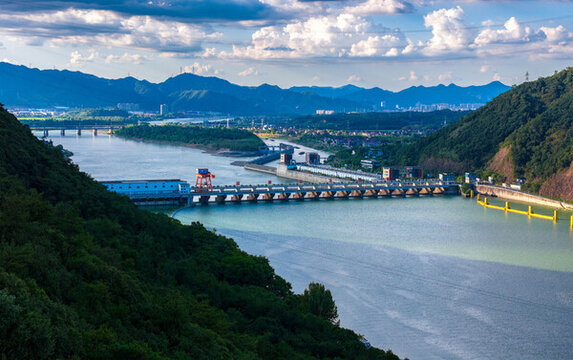 杭州市桐廬縣富春江小三峽風(fēng)光