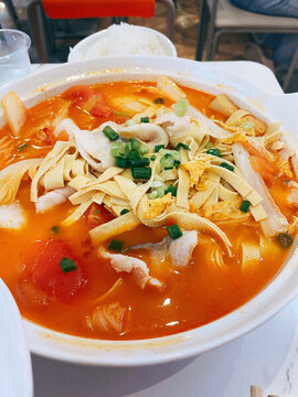番茄酸菜魚(yú)