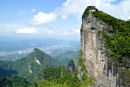 張家界天門山風(fēng)光