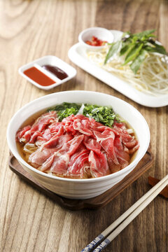 鮮牛肉湯河粉