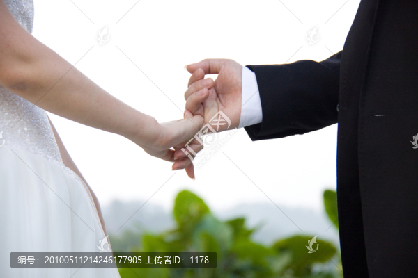 情侶拉勾