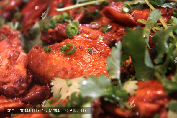 鹵雞翅