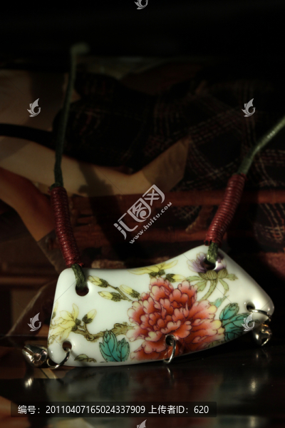 陶瓷項(xiàng)鏈