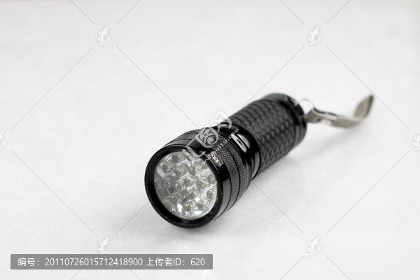狼眼手電