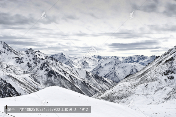 雪山公路