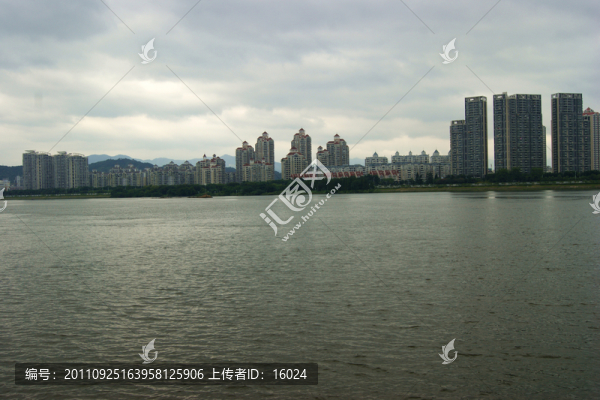 江濱風光