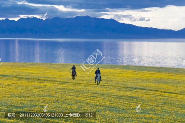 賽里木湖