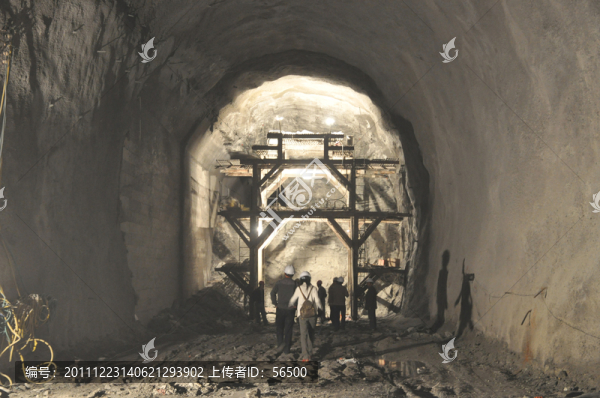 建設(shè)中的隧道